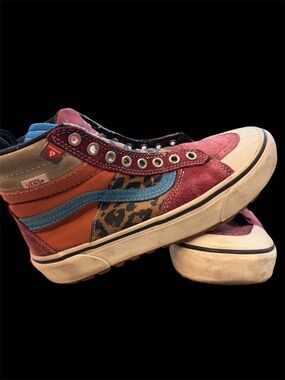 Vans Sk8-Hi MTE-2 Unisex Sneakers Pomegranate/Leopard Colors, Women 7, Men 5.5
